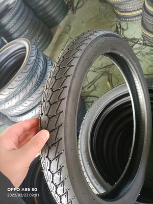 Thailand Motorradreifen 60/100-17 70/100-17 Reifen mit Gehäuse und Reifengröße