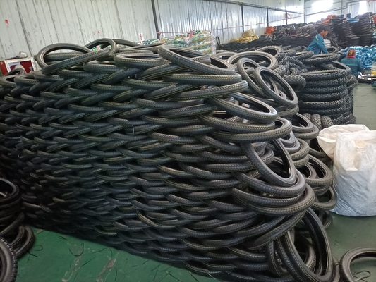 Thailand Motorradreifen 60/100-17 70/100-17 Reifen mit Gehäuse und Reifengröße
