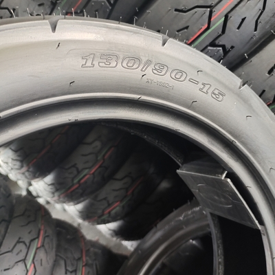130/90-15 Bajaj Boxer Motorradreifen 6PR/8PR Selbstgefertigt mit Gummigehalt 35%-55%