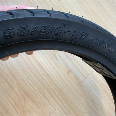 Produktionskapazität 5000 Stück pro Tag Motorradreifen 90/90-17