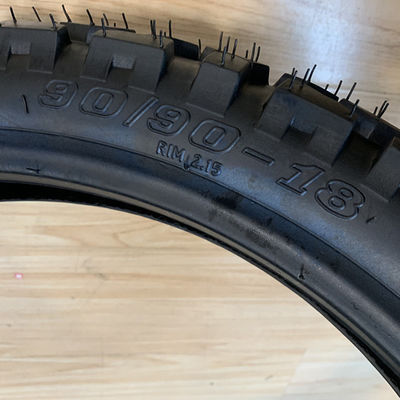 90/90/18 Motorradreifen mit 10,5 Zugfestigkeit Lieferung innerhalb von 25 Tagen