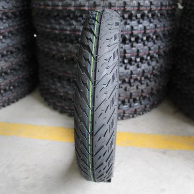 90/90-14 14 Zoll Rohrloser Motorradreifen für den afrikanischen Markt Langlebiges Reifengehäuse