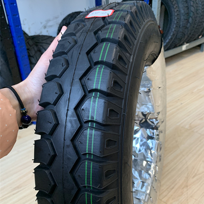 Reifengehäuse für die Zeit innerhalb von 25 Tagen Motorradreifen 450-12