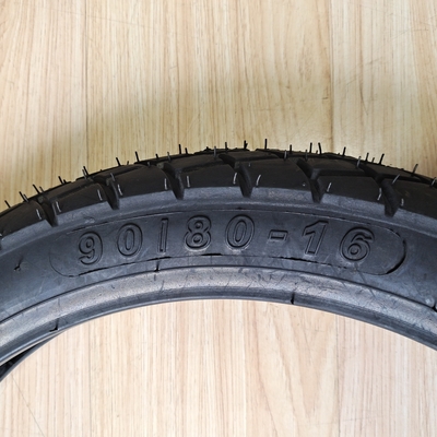 90/80-16 Schwarzer Reifengehäuse Motorradreifen perfekt für Ihre Geschäftsanforderungen