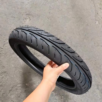 Qingdao Ladehafen Natrual Gummi 17 Zoll 90/90-17 8 Schicht Rate Motorrad Reifen hergestellt