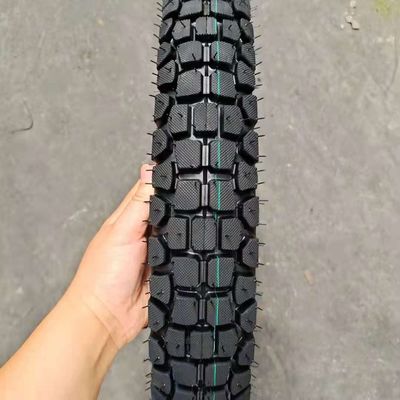 Motorradreifen 2.75-17 Rohrlose Reifenhülle mit fortschrittlicher Technologie