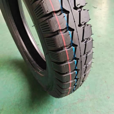 Motorradreifen 450 12 mit einem Gummigehalt von 35% bis 55%