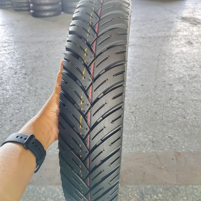 4.2kg Gewicht Motorradreifen aus weichem Gummi 100/90/18 120/80/17 100/90-17 120/70/17 909017