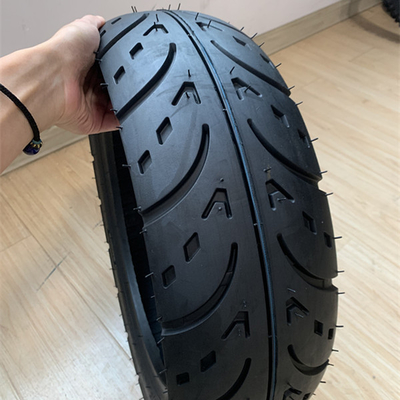 130/60/13 Motorradreifen mit einer Lebensdauer von 20000 km und Lieferzeit von 25 Tagen