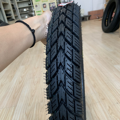 20000 KM Arbeitsleben Motorradreifen 2,75-17 47 L mit Deep Pattern Design von Maggion