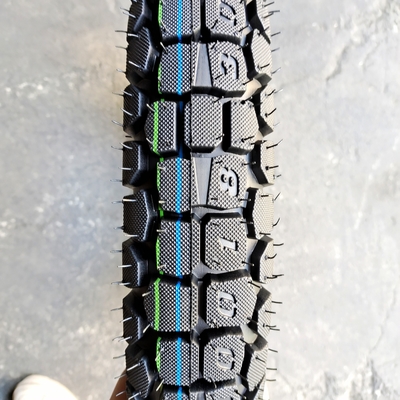 Reifengehäuse 3.00 18 Motorradreifen 300-18 für Leistung