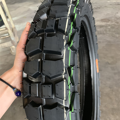Schnelle Reifen Motorrad 100/90 18 mit Zugfestigkeit 10,5 und Lebensdauer 20000 KM