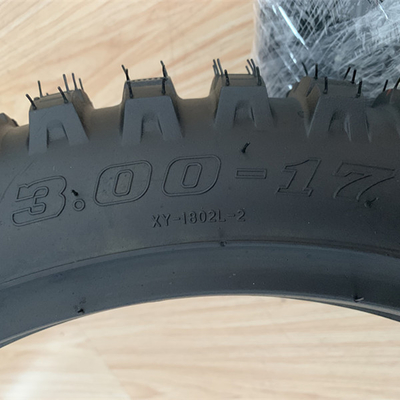 Ersetzen/Reparieren Zweck 300-17 Doppelsportmotorradreifen mit Zugfestigkeit 10.5