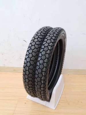 Direkt Llantas Neumaticos de Moto Lieferzeit innerhalb von 25 Tagen auf dem afrikanischen Markt