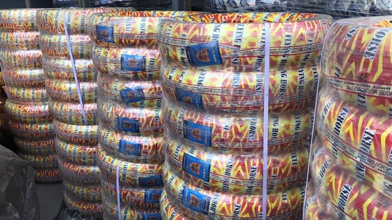 35%-55% Gummigehalt Motorradreifen 90/90-17 mit 10000 Stück pro Tag Produktionskapazität