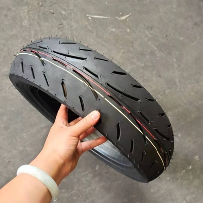 Motorradreifen 110/80-14 Deep Design von Leading mit 5000 Stück pro Tag