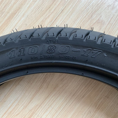 Motorradreifenhersteller auf dem afrikanischen Markt mit 20000 KM Arbeitsdauer 110/80 17