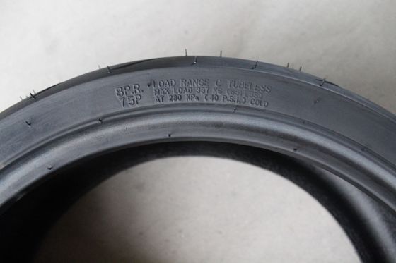 35% bis 45% Kautschukgehalt 190/55/17 Motorradreifen Rohrloser Reifen 190/55/17 für Superior