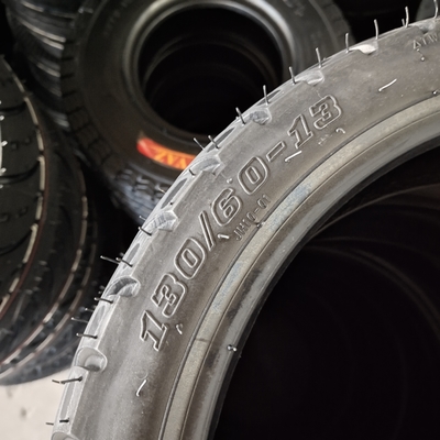 280kpa Luftdruck 6PR/8PR Rollerreifen 130/60/10 130/60/13 Rohrloser Motorradreifen