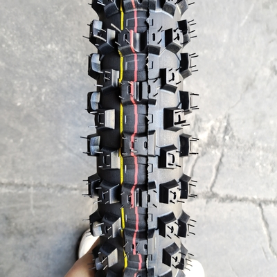 13000PCS Last QTY/40'HQ Motorradreifen 80/100-19 mit einem Gummigehalt von 35% bis 45%