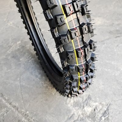 13000PCS Last QTY/40'HQ Motorradreifen 80/100-19 mit einem Gummigehalt von 35% bis 45%