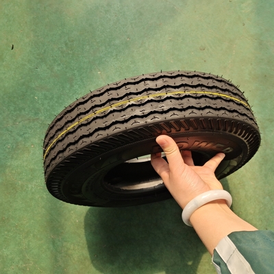 CEAT Reifen MRF 4008 Bajaj Reifen Tuk Tuk Reifen 4.00-8 Die perfekte Wahl für schwere Lasten