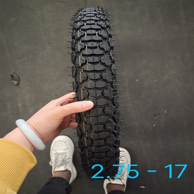 Motorradreifen 2,75-17 für hohe Leistung und lange Lebensdauer von 20000 KM hergestellt
