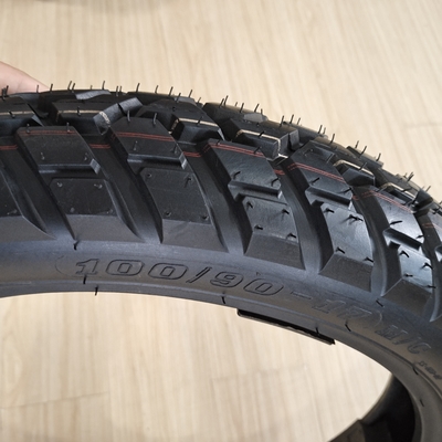 Deep Design Motorradreifen/Reifen OEM 100/90-17 110/90-17 TT/TL mit einem Gummigehalt von 35% bis 55%