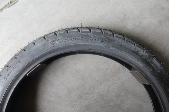 Gute 80/90-16 Taiwan Motorradreifen Rohrlos Ply Rate 6PR/8PR Belastung QTY/40'HQ 13000PCS
