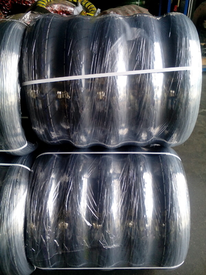 280kpa Luftdruck Golden Boy Motorradreifen und Innenrohr 120/80-16 für Qingdao Port