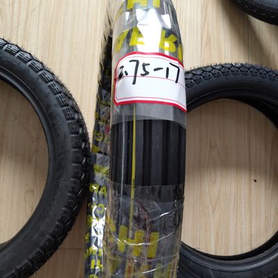 Maxxis 2.75-17 Motorradreifen mit 6 PR Ply Rating und 40% Gummigehalt