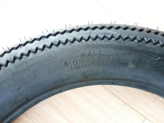 Tiefmusterdesign Motorradreifen mit Innenröhren 4,50-18 4,00-19 für einfache Installation