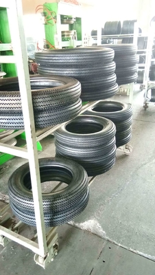 Hergestellt von 4.50-18 4.00-19 5.00-17 4.50-19 Harley Motorrad Reifen mit Fuckstone Muster