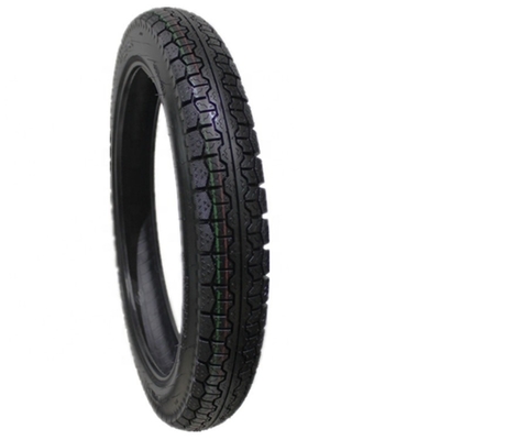 18-Zoll-Motorradreifen mit 30%-45% Gummigehalt und tiefem Musterdesign