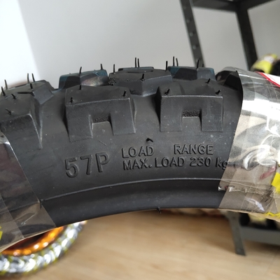 Gummi-Motorradreifen 90/90-18 mit 20000 KM Lebensdauer Lieferzeit innerhalb von 25 Tagen