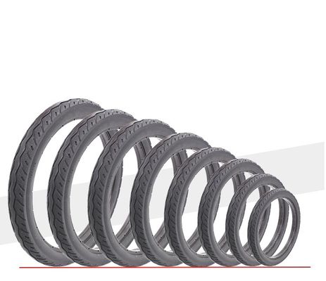 130/90-15 Motorröhrlose Motorradreifen Reifen aus Naturkautschuk Nylonstahl