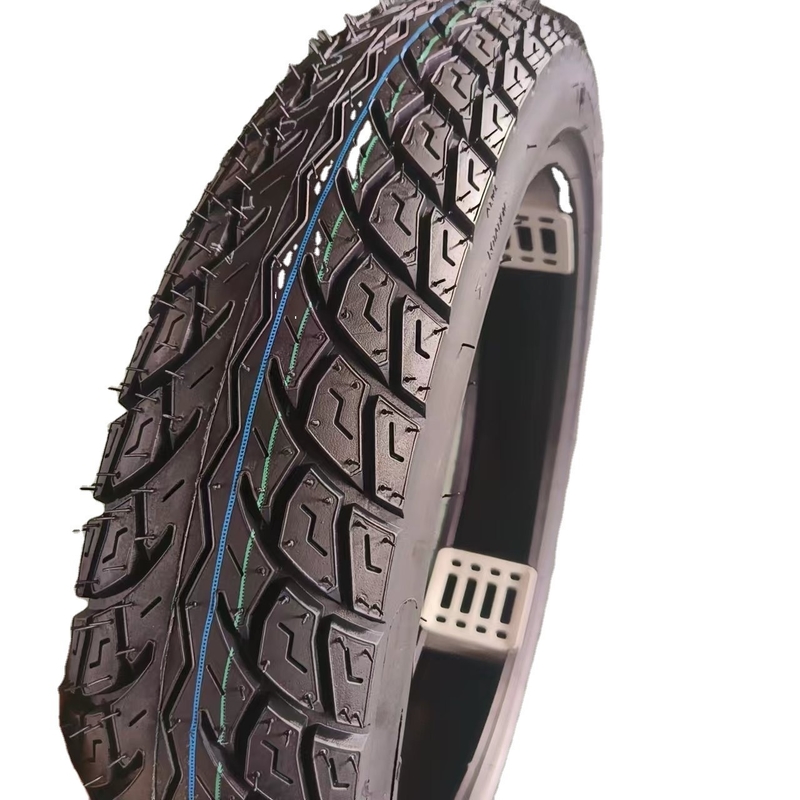 100/90-17 17-Zoll-Rohrloser Motorradreifen mit Gummigehalt und 6pr/8pr Ply-Rating