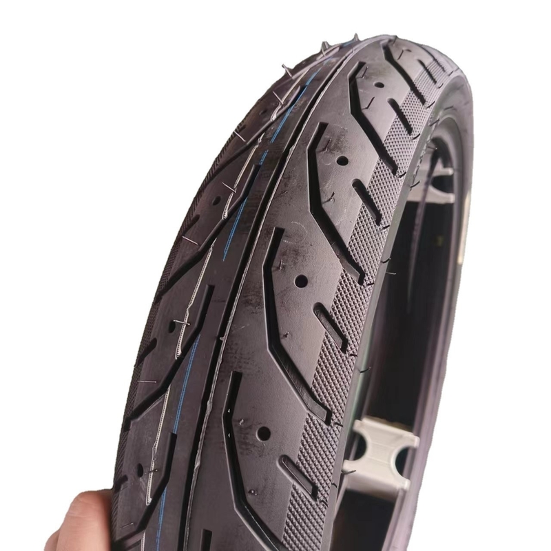 Nylon-Rohrlos-Motorradreifen 100/80-17 OEM in Qingdao mit Ladehafen akzeptiert