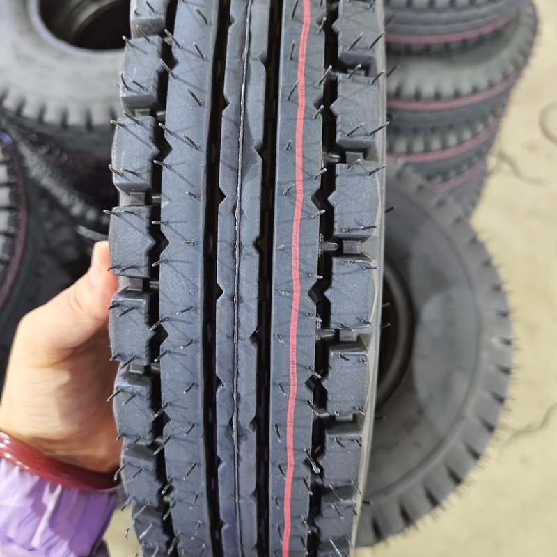 6pr/8pr Ply Rating 4.00-8 Motorradreifen für Reifenhersteller
