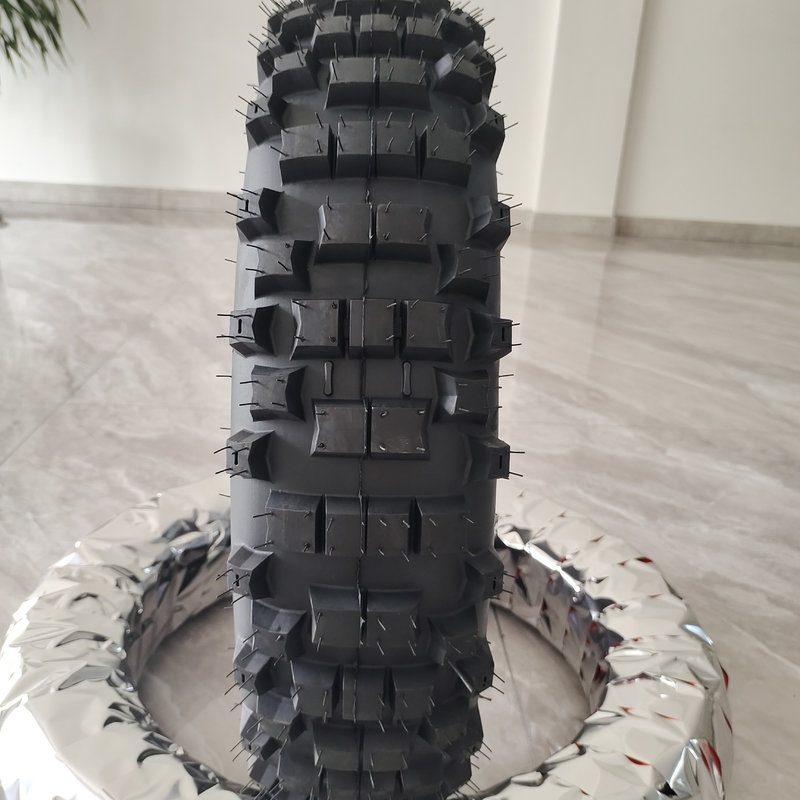 Rohrtyp TT/TL 140/80-18 6/8 PR Superweiche und mittelscheine Motorradreifen für Russland