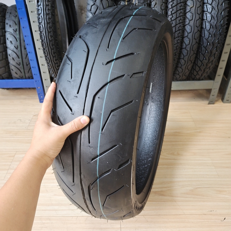 6PR/8PR Ply Rating Natur Kautschuk Stahl Nylon Material Motorradreifen Reifen 180/55-17