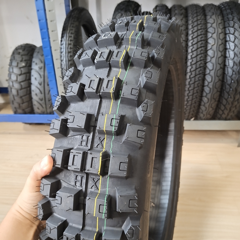 140/80-18 140/80/18 140 80 18 Reifen Langlebiges Geländefahrzeug Reifen für Motorräder mit Reifengehäuse