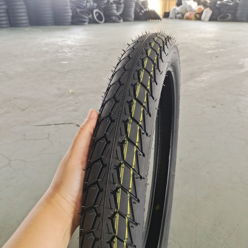 Erleben Sie eine überlegene Leistung mit 70/100-17 Motorradrohrfreier Reifen 70100-17