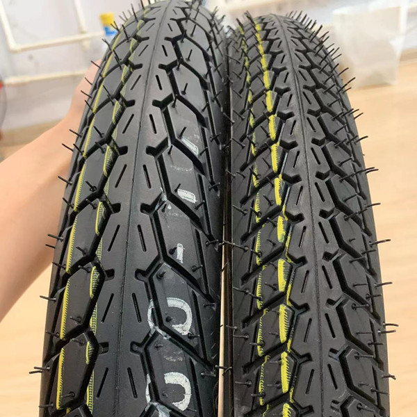60/100-17 Motorradreifen mit langlebigem Reifengehäuse in Thailand 25 Tage Lieferung