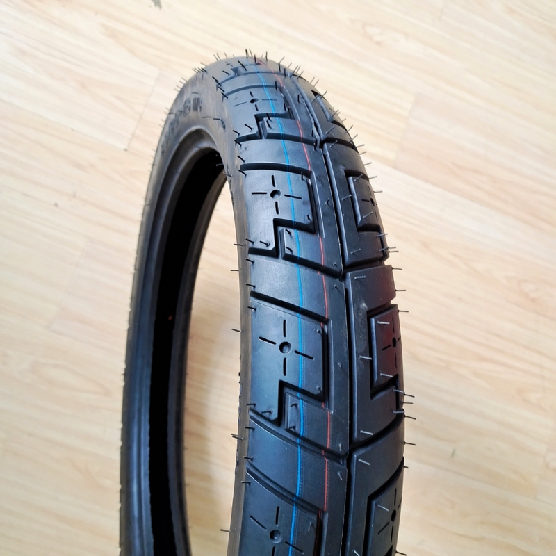 90/90-18 Runde Motorradreifen aus schwarzem Kautschuk für OEM akzeptabel und 6pr/8pr Ply Rating
