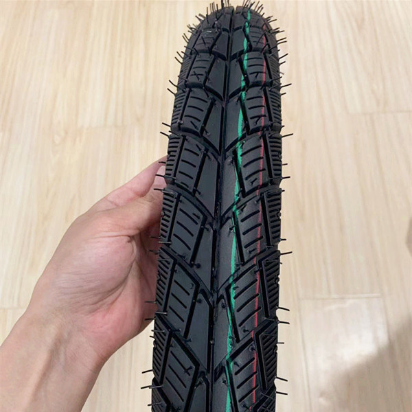 Motorradzubehör 17 Zoll Reifengehäuse für den afrikanischen Markt