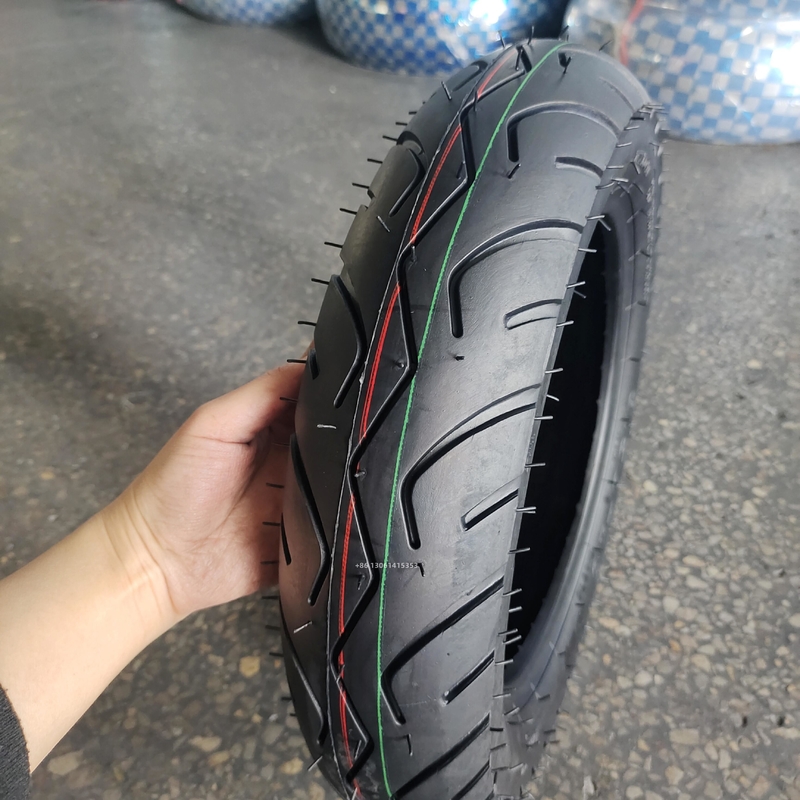 35% bis 45% Gummigehalt Rohrloser Reifen für Motorräder 3,50-10 350 10 mit langlebigem Material