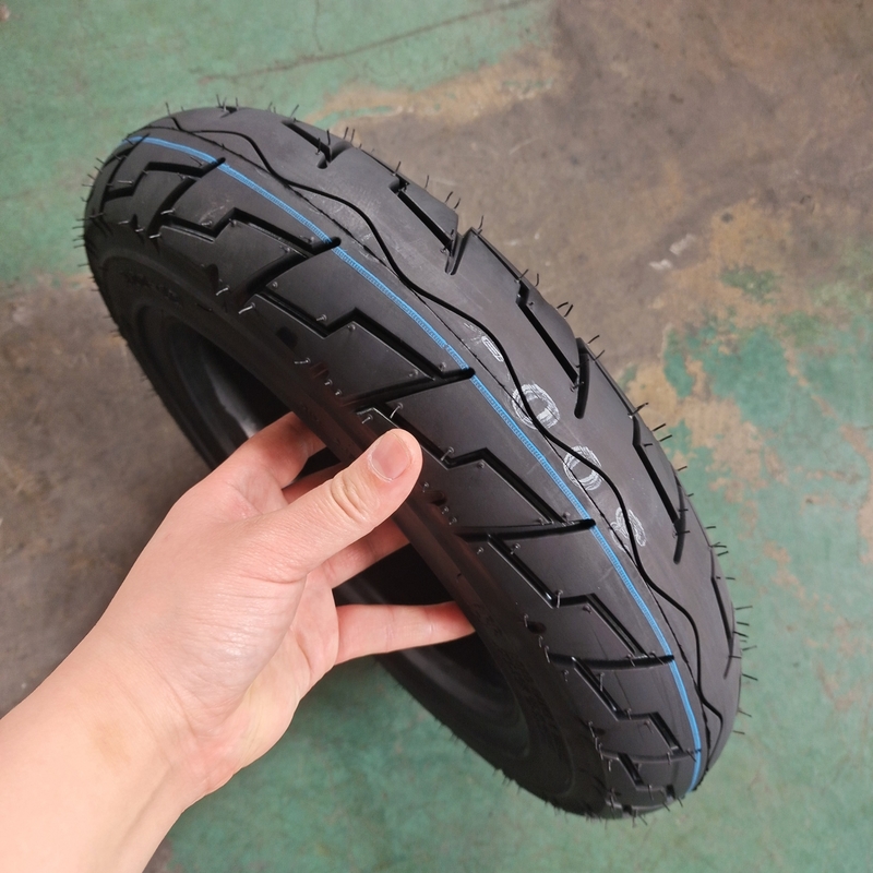 Rohrloser Motorradreifen 3,50-10 3,00-10 mit Naturgummi Stahl Nylon Rohstoff