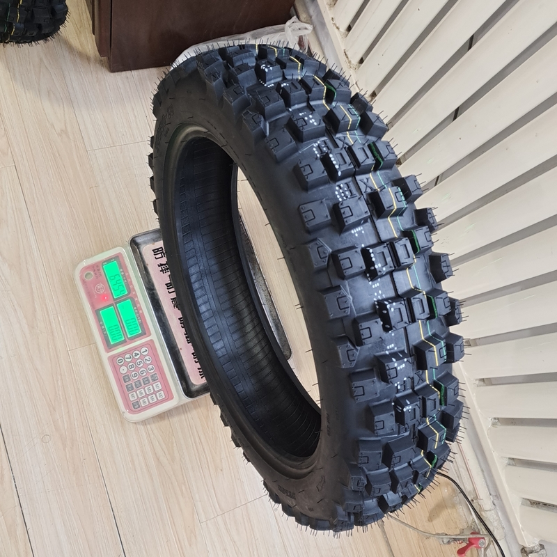 Langlebiger 140/80/18 Motorradreifen mit 6PR/8PR-Ply-Rating und elastischem Reifengehäuse