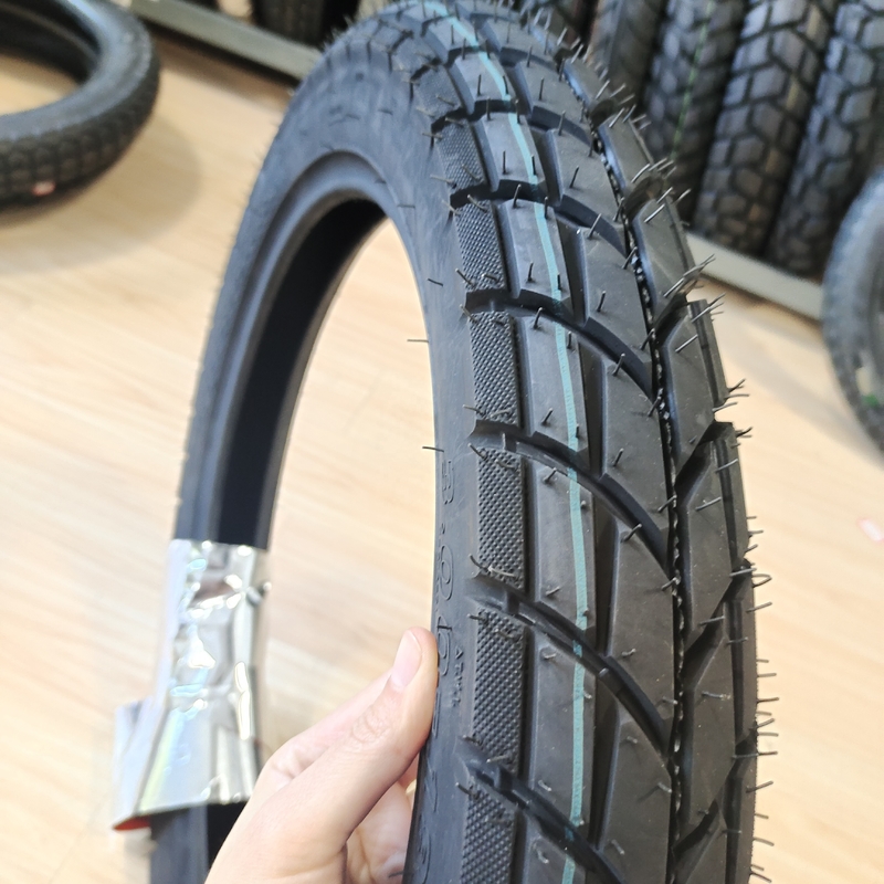 Qingdao Port 17 Zoll Off-Road Motorradreifen Tiefe Design Muster 325-17 350-17 300-17